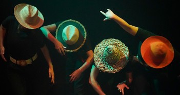 huellas-palabras-imprecisas-de-una-vida-valeria-franchi-prensa-argentina-buenos-aires-teatro-teatro-independiente-shows-cine-obras-fotografia-arte-espectaculos-novedades-musica